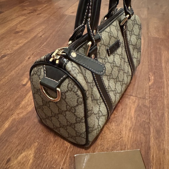 Gucci Handbag - Picture 9 of 10
